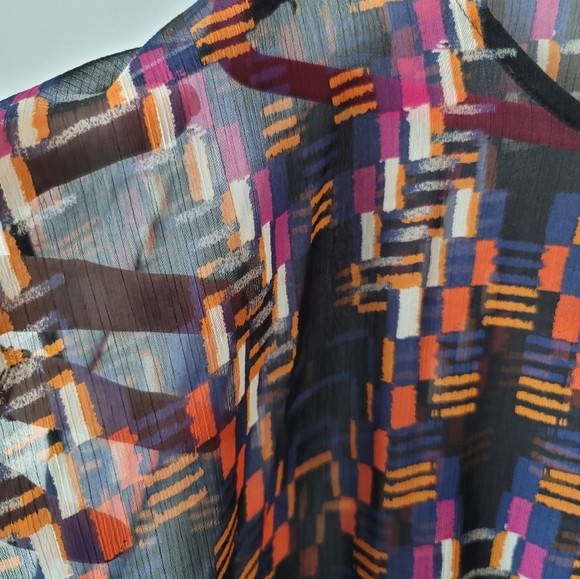 LIZ CLAIBORNE UEC Women’s Plus Size 1x peplum cap sleeve blouse black graphic - Picture 6 of 9